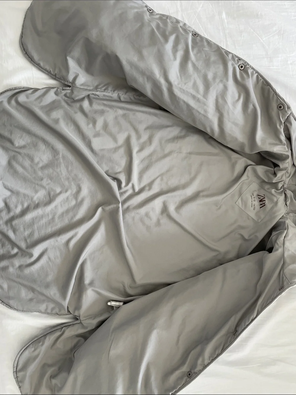 Zara Girls’ Light Grey Quilted Hooded Puff Jacket Size 11-12Y